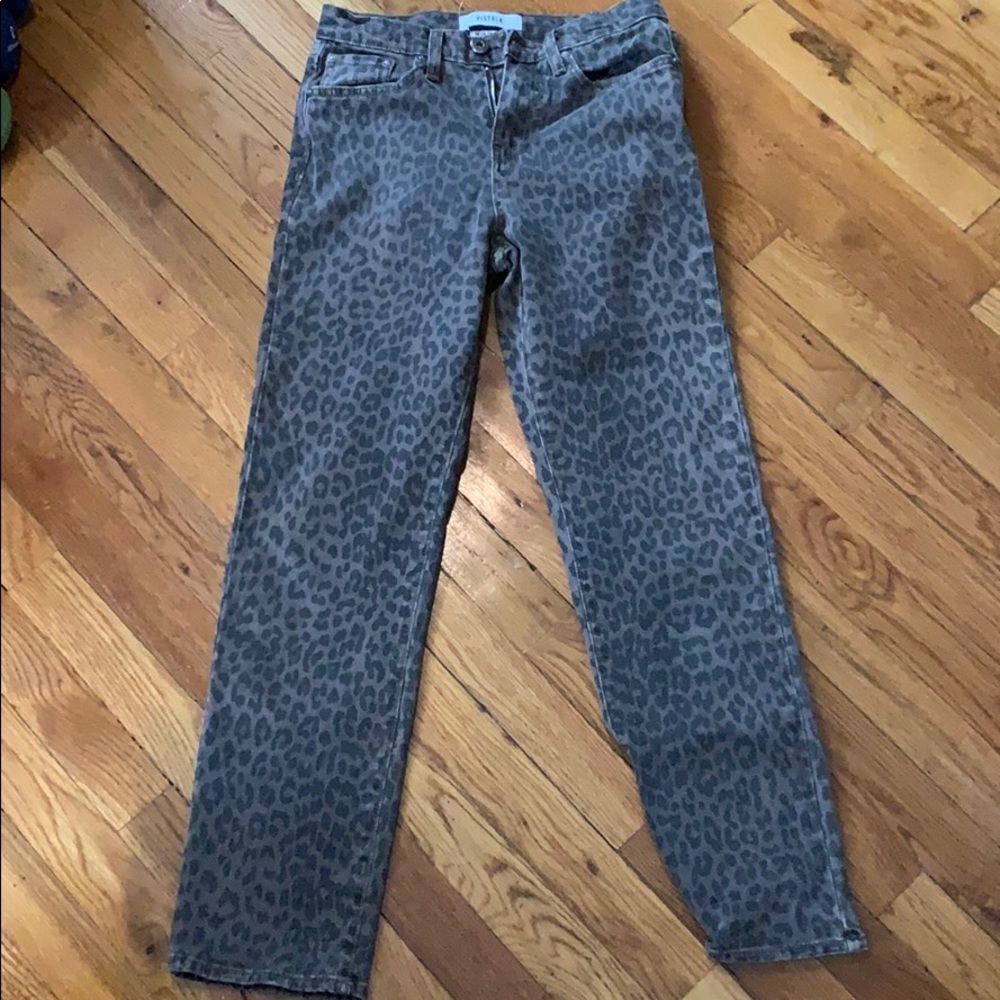 Pistola cheetah jean size 24